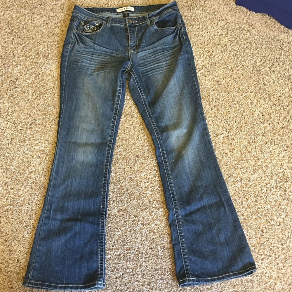 Love Nation boot cut detailed jeans EUC